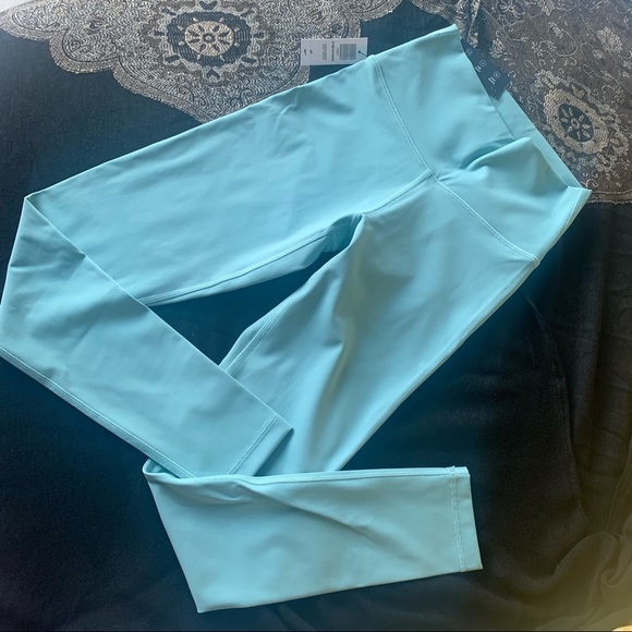 BNWT Tnalife Atmosphere Hi-Rise 7/8 Leggings - Picture 2 of 5